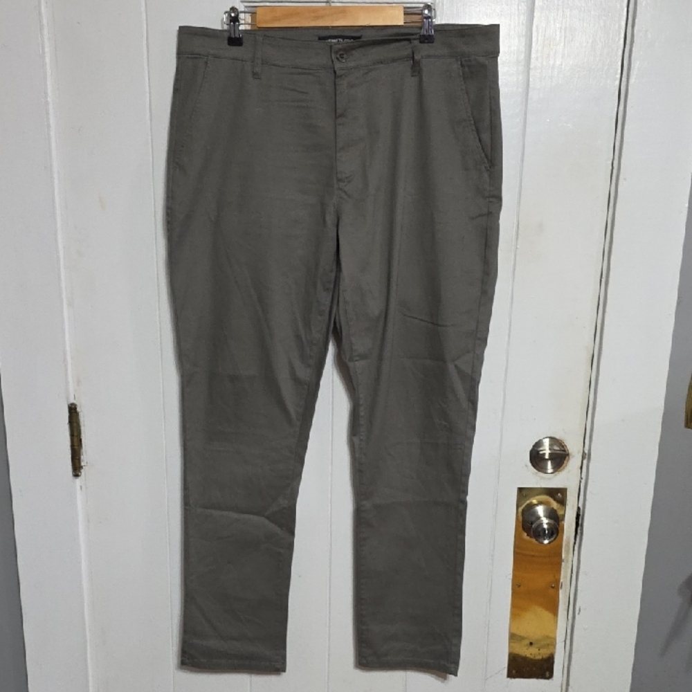 Kenneth Cole Slim Fit Men's Pants Gray Flat Front Stretch Dress Casual 38x32 EUC